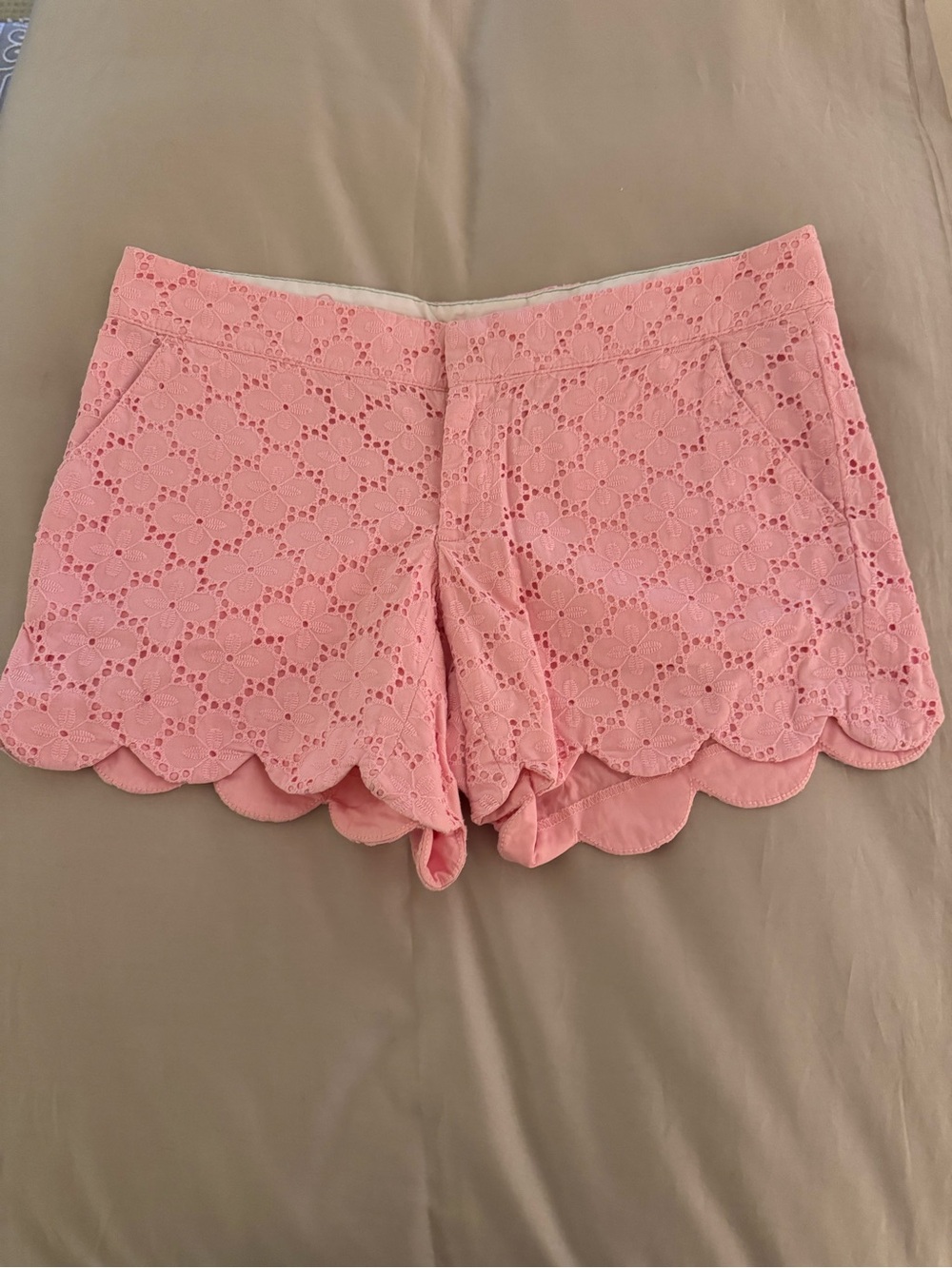 Lilly Pulitzer Women's Pink Eyelet Scallop Hem Shorts, Size 2